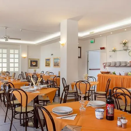 Parioli Szálloda 2*